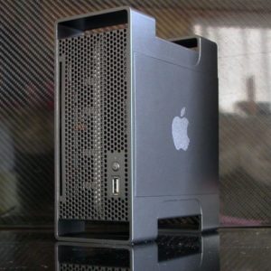 Mac mini im Mac Pro Gehäuse