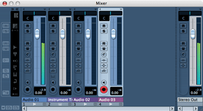 Mixer-Fenster in Cubase Essential 4