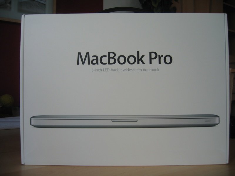 MacBook Pro Unboxing