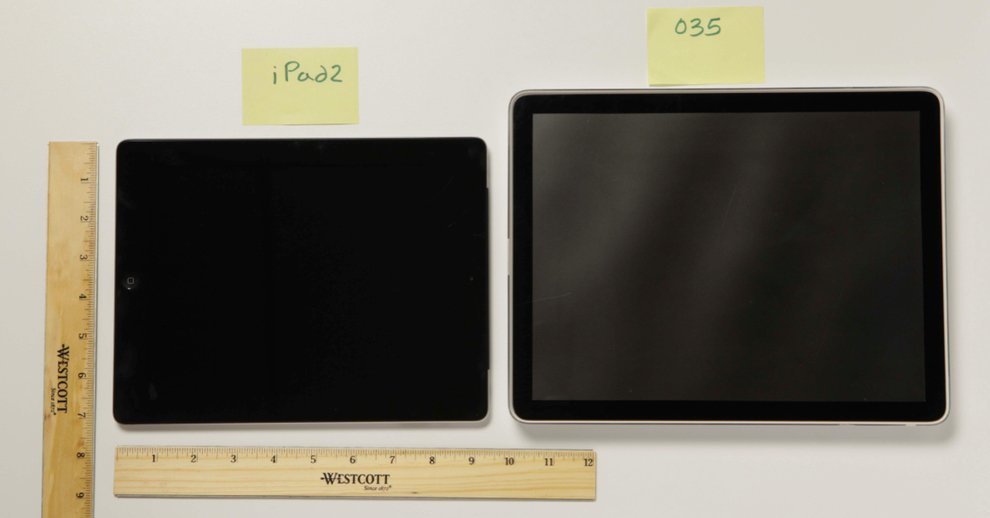 Im Größenvergleich iPad-Prototyp neben iPad 2