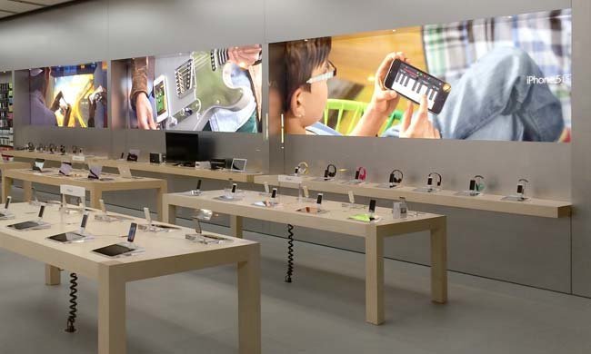 Apple Store mit neuem Interieur