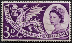 Briefmarke (1958) mit Queen Elizabeth II.