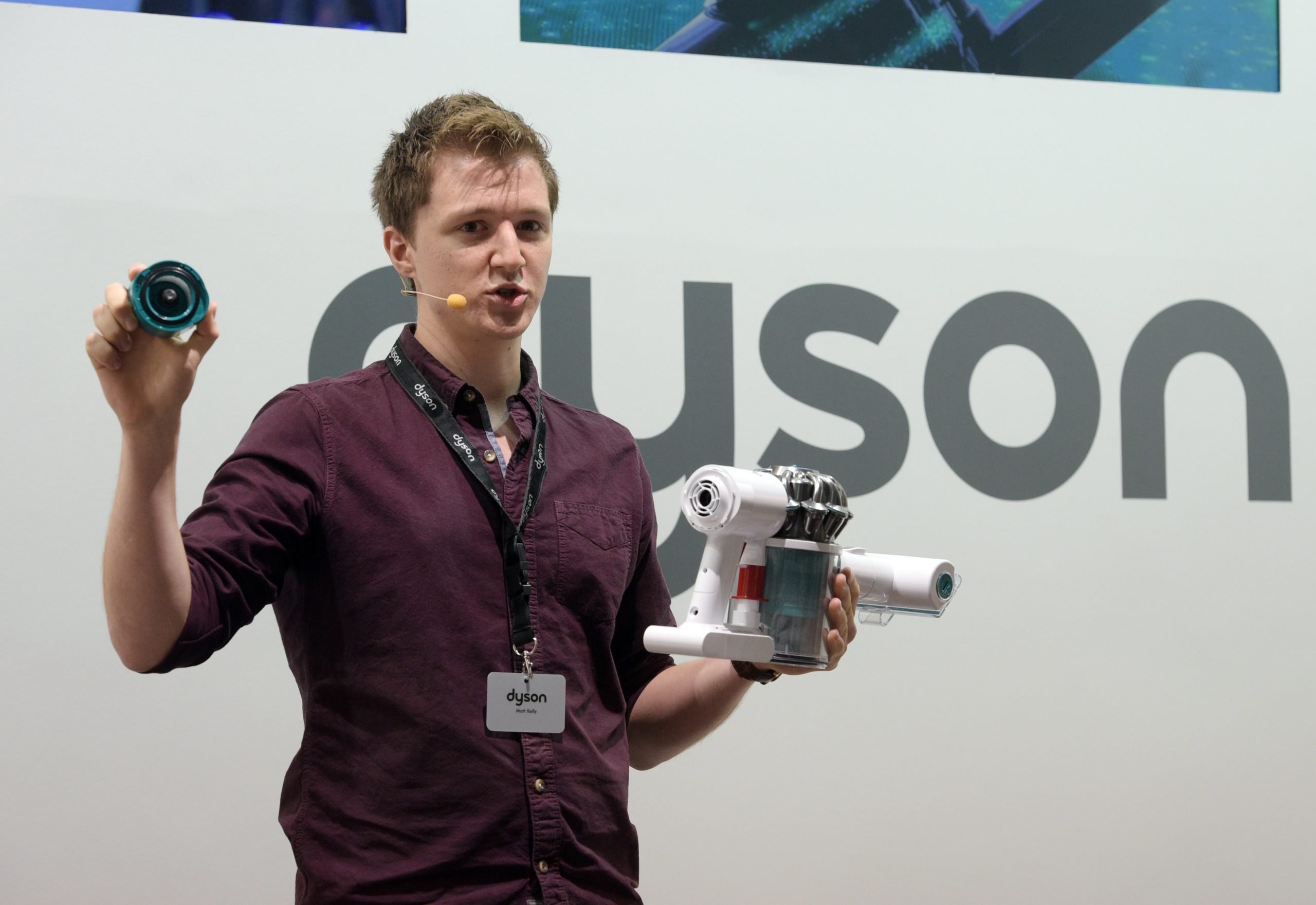 Dyson-Ingenieur Matt Kelly auf IFA 2015