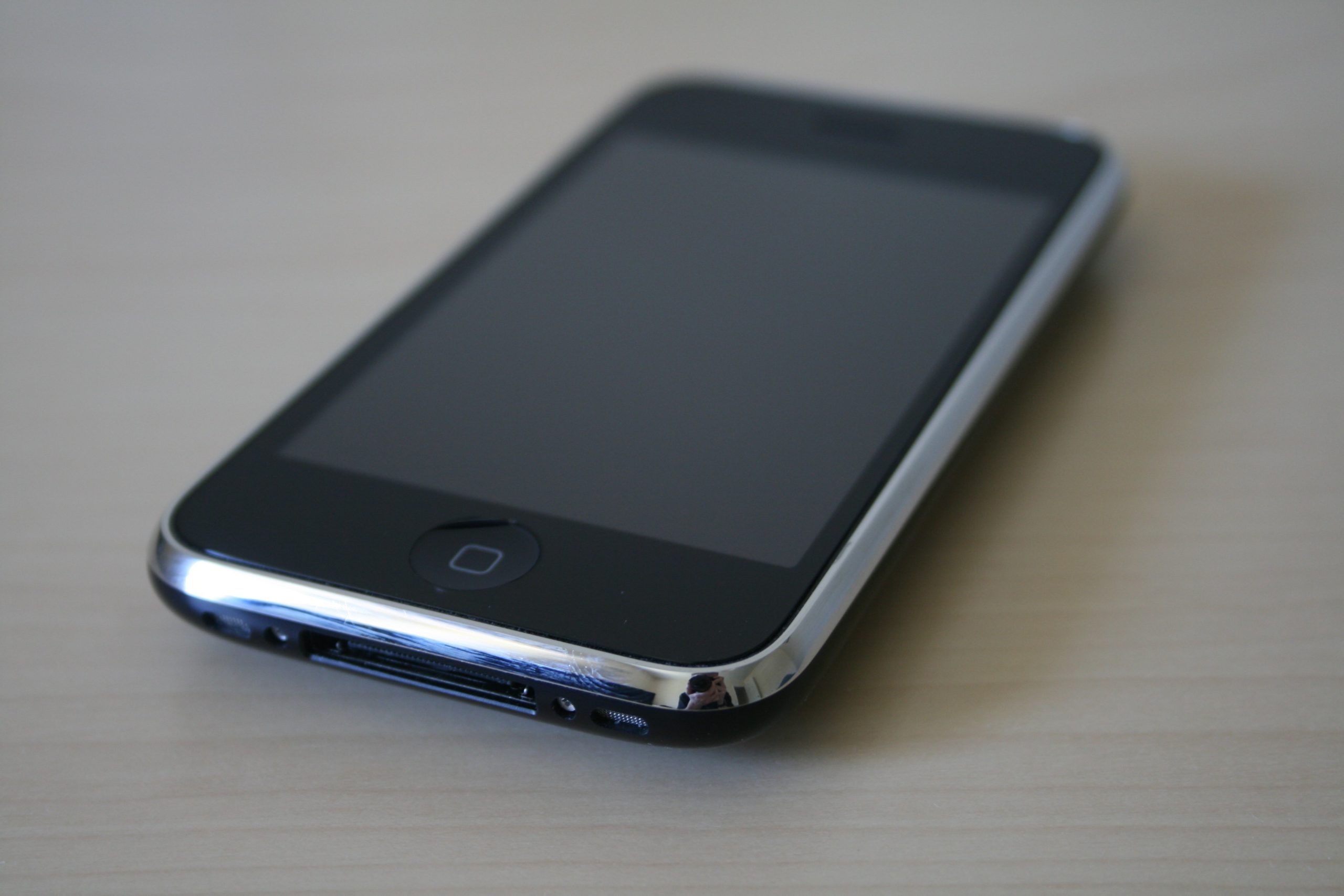 iPhone 3GS schwarz (Vorderseite)