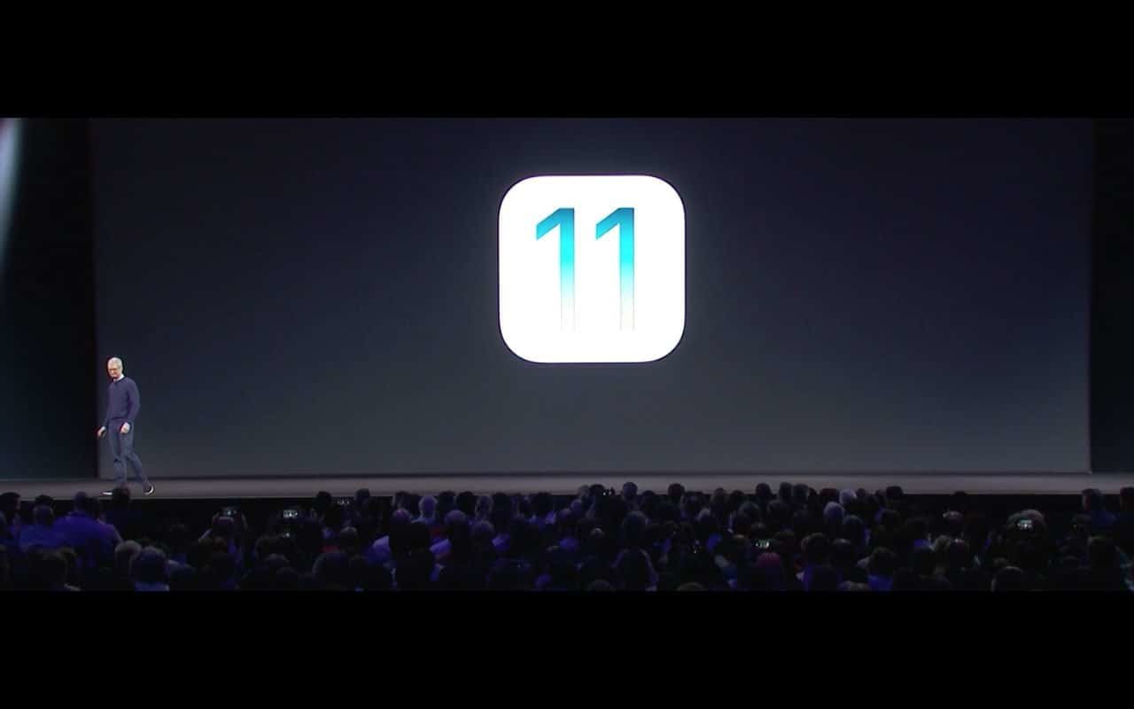 iOS 11 Logo (Tim Cock) - Screenshot Keynote