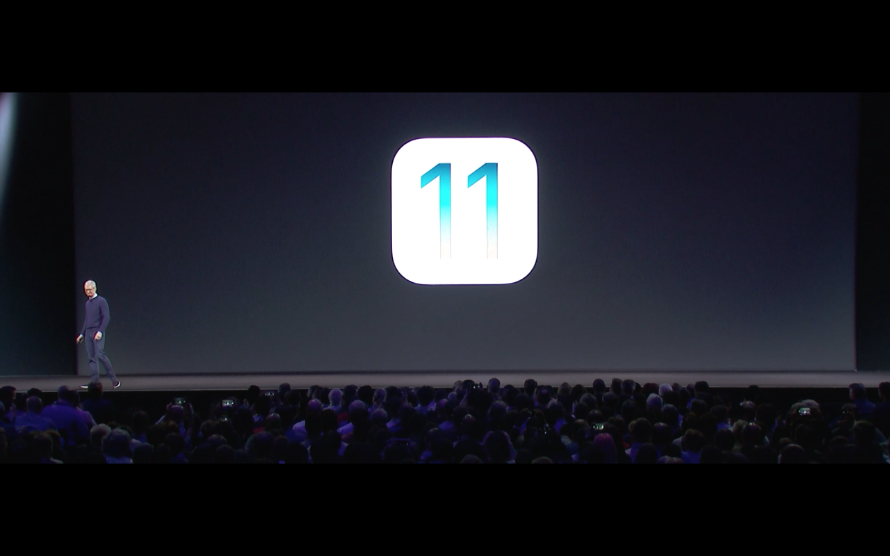 iOS 11 Logo (Tim Cock) - Screenshot Keynote