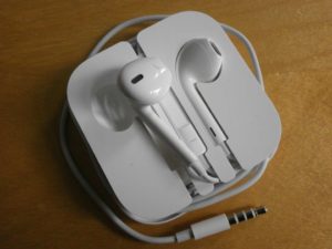 Apple EarPods ausgepackt
