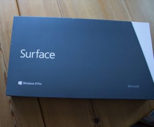 Microsoft Surface in der Verpackung